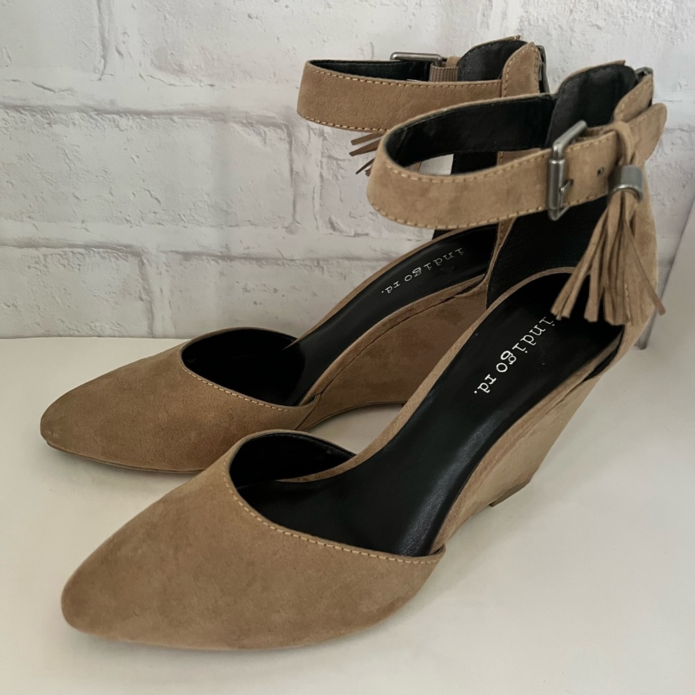 Indigo Wedge heel Size 7.5 Brand New
